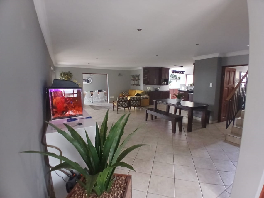 5 Bedroom Property for Sale in Montana Park Gauteng