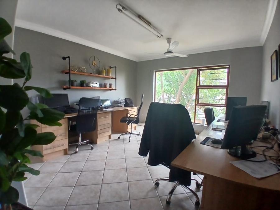 5 Bedroom Property for Sale in Montana Park Gauteng