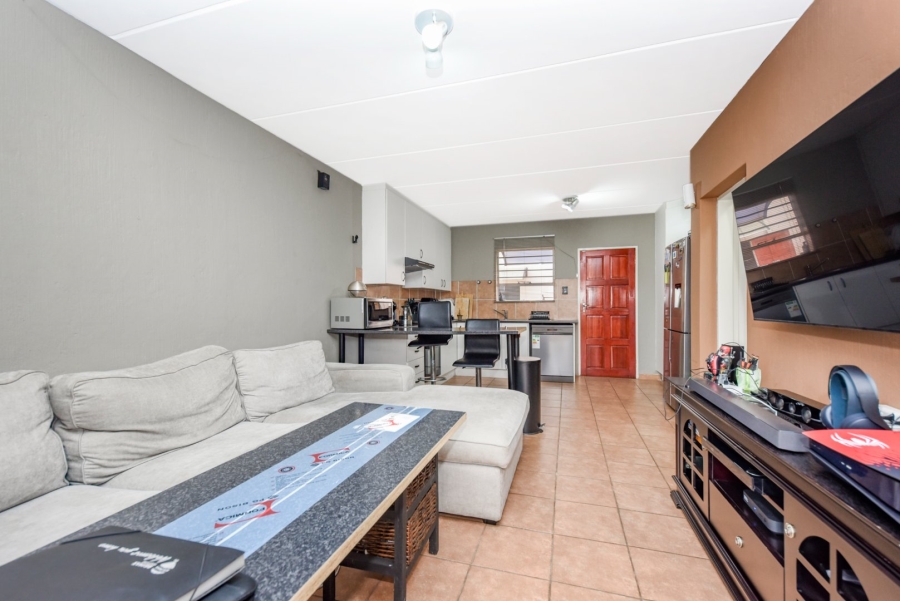 3 Bedroom Property for Sale in Wilgeheuwel Gauteng