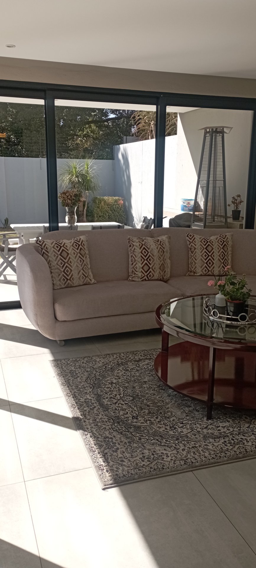 To Let 4 Bedroom Property for Rent in Sandown Gauteng