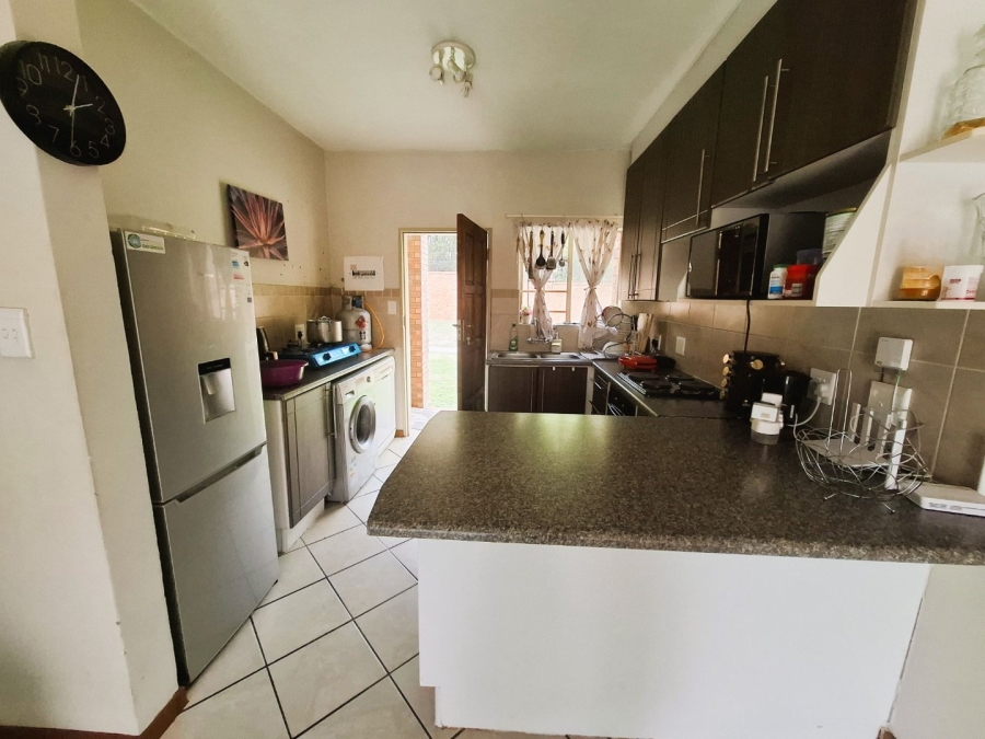 To Let 2 Bedroom Property for Rent in Mooikloof Ridge Gauteng