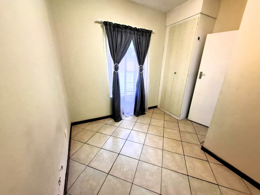 To Let 2 Bedroom Property for Rent in Mooikloof Ridge Gauteng