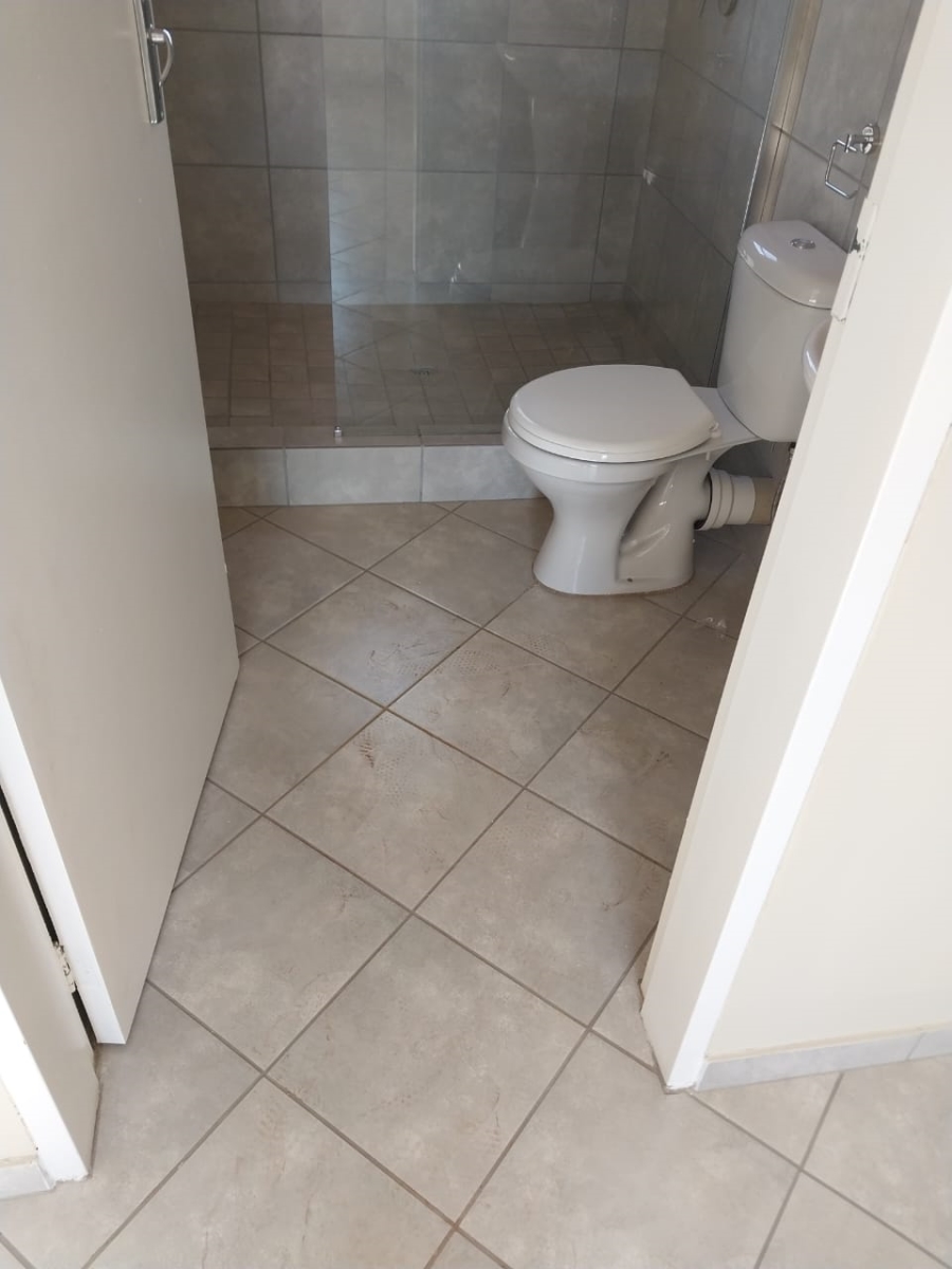 2 Bedroom Property for Sale in Windmill Park Gauteng