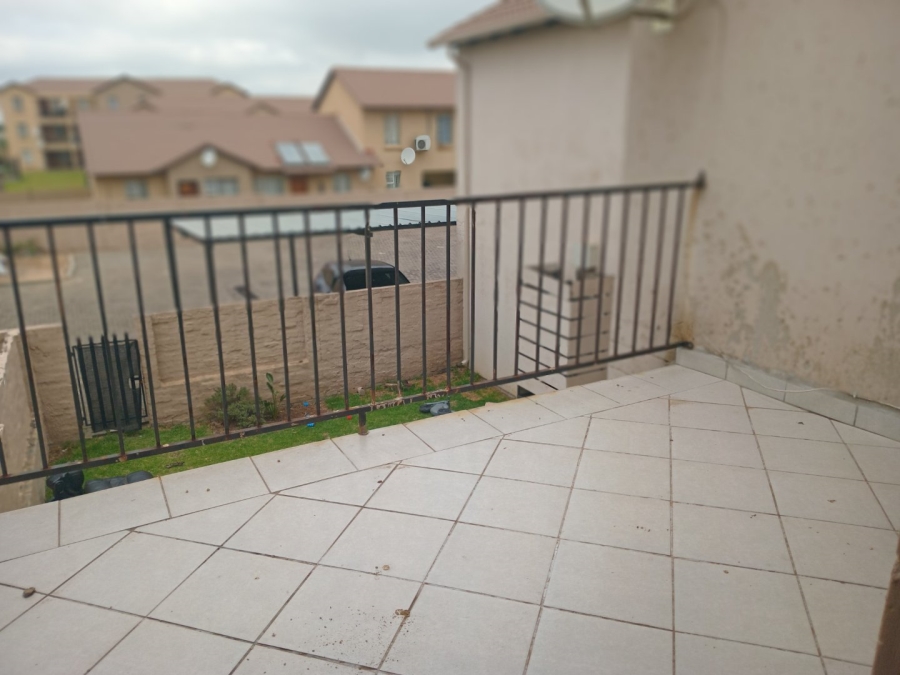 To Let 2 Bedroom Property for Rent in Albertsdal Gauteng