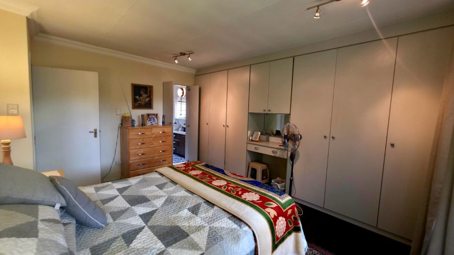 To Let 3 Bedroom Property for Rent in Eldoraigne Gauteng