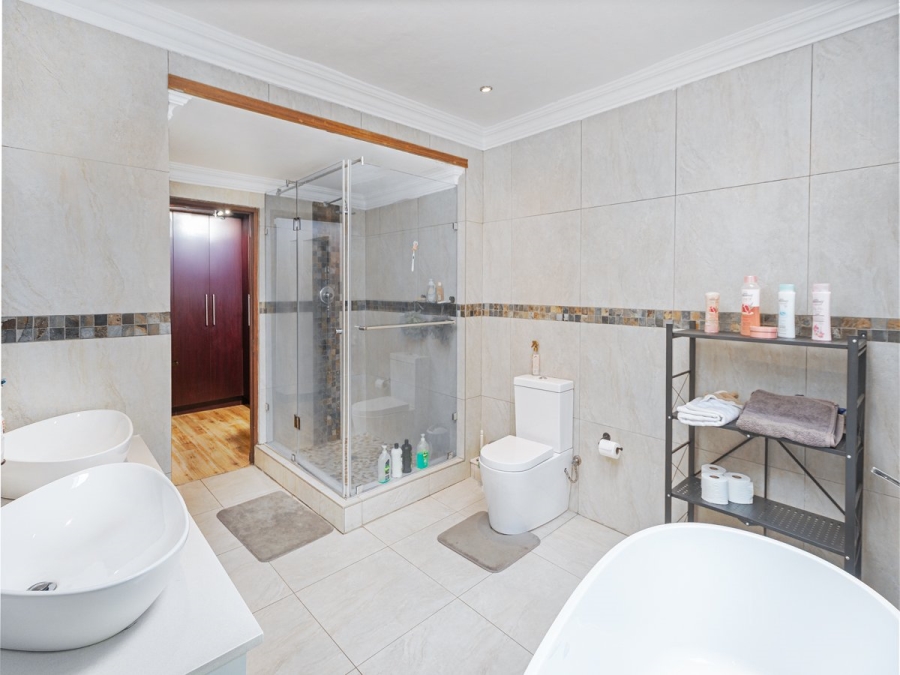 3 Bedroom Property for Sale in Fourways Gauteng