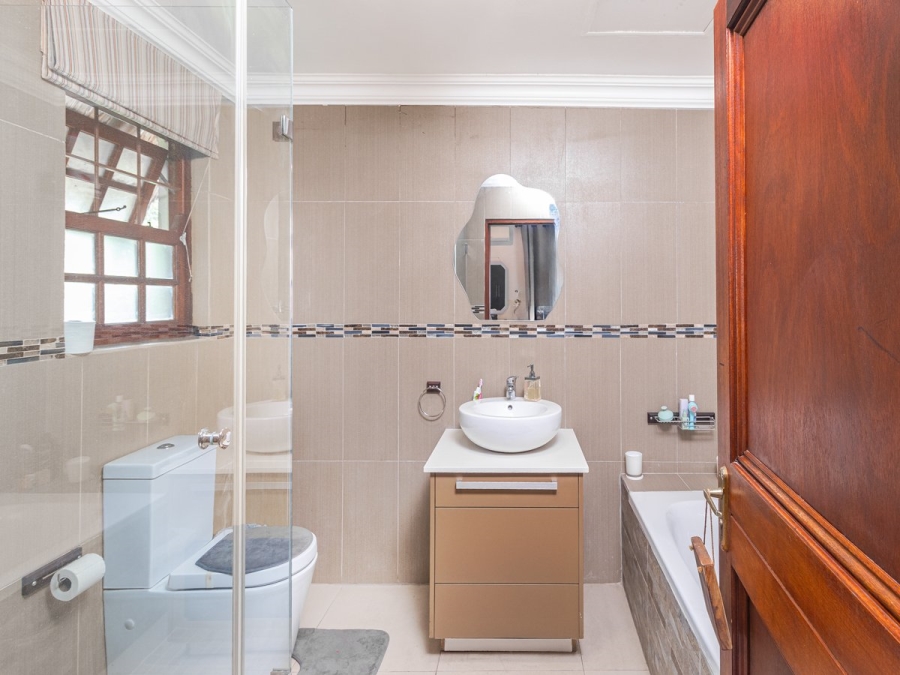 3 Bedroom Property for Sale in Fourways Gauteng