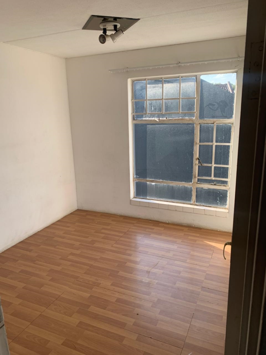 3 Bedroom Property for Sale in Mondeor Gauteng