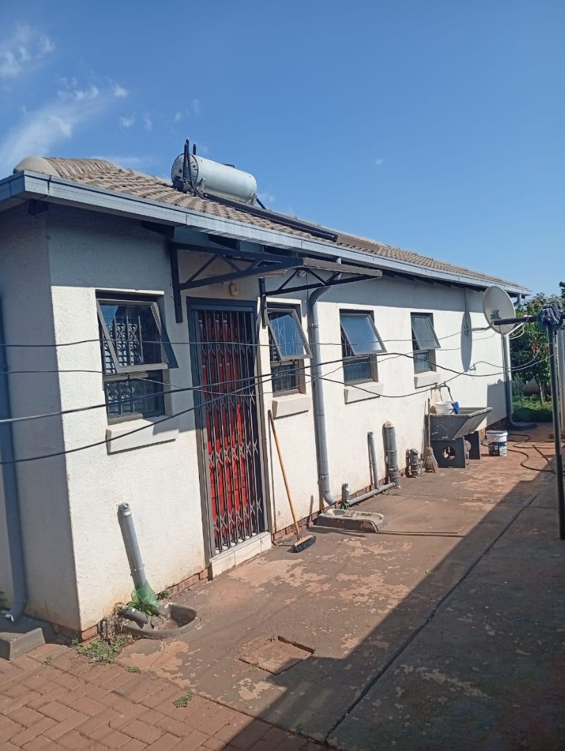 To Let 2 Bedroom Property for Rent in The Orchards Gauteng