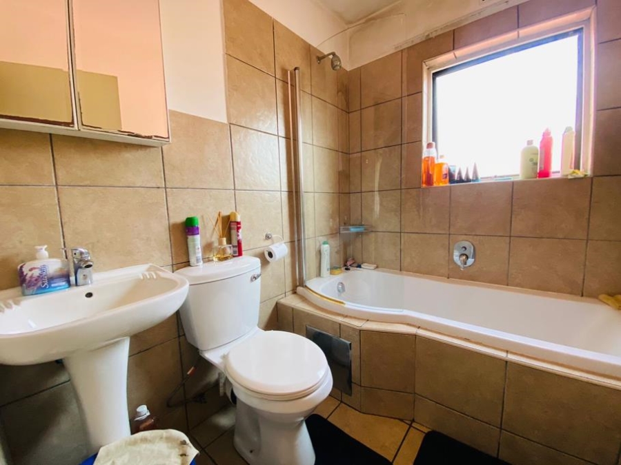 2 Bedroom Property for Sale in Castleview Gauteng