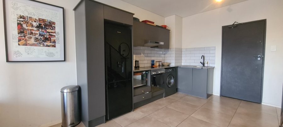 1 Bedroom Property for Sale in Sandown Gauteng