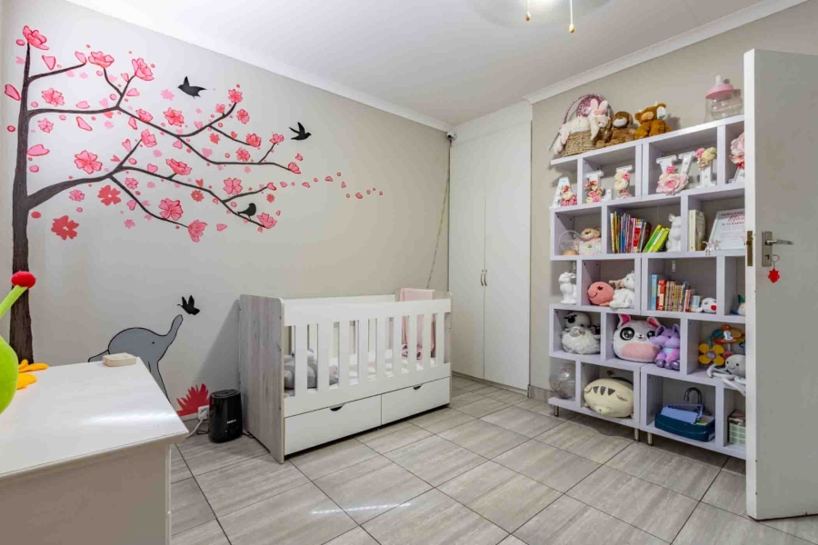 2 Bedroom Property for Sale in Buurendal Gauteng