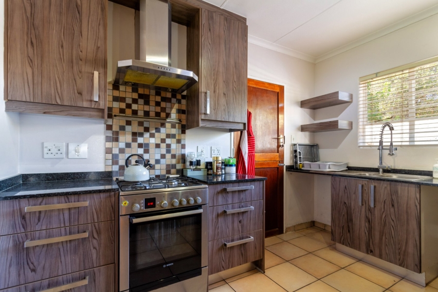 To Let 3 Bedroom Property for Rent in Northwold Gardens Gauteng