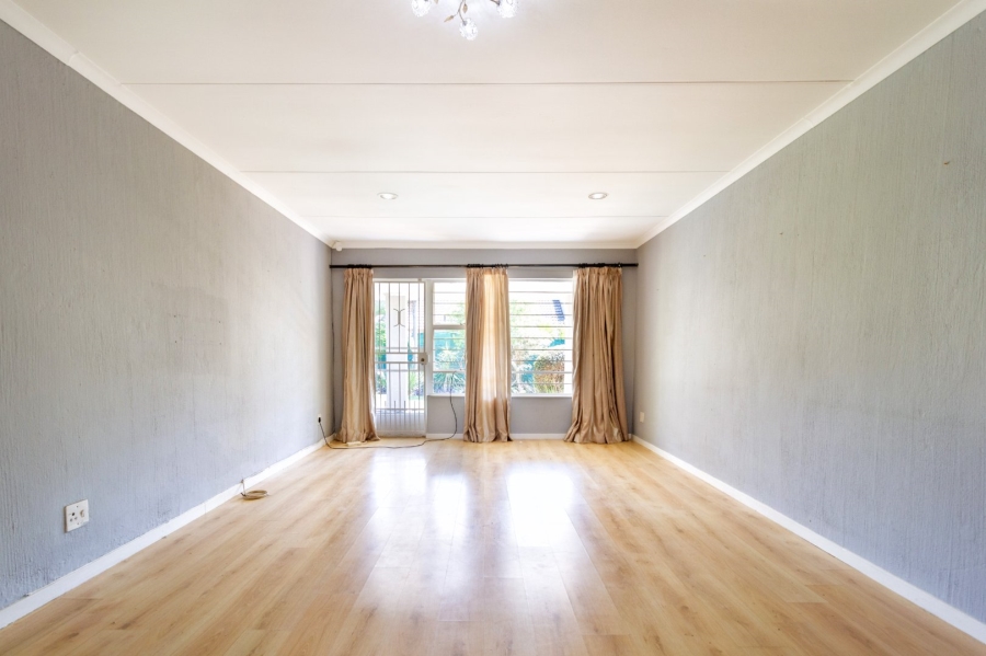 To Let 3 Bedroom Property for Rent in Northwold Gardens Gauteng