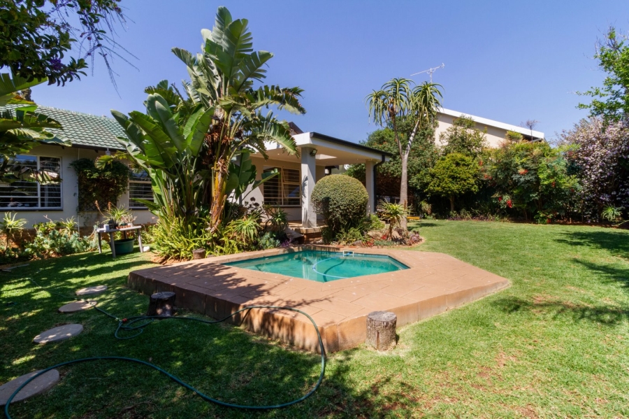 To Let 3 Bedroom Property for Rent in Northwold Gardens Gauteng