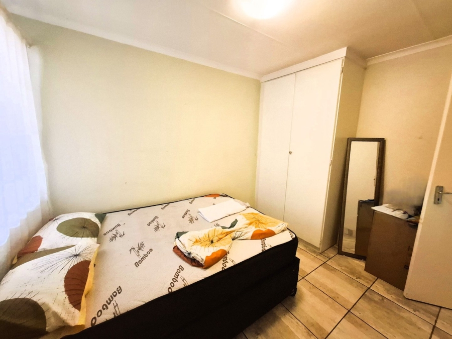 To Let 2 Bedroom Property for Rent in Groenkloof Gauteng