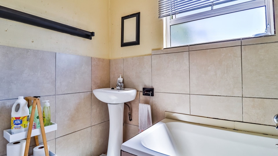 2 Bedroom Property for Sale in Lyndhurst Gauteng