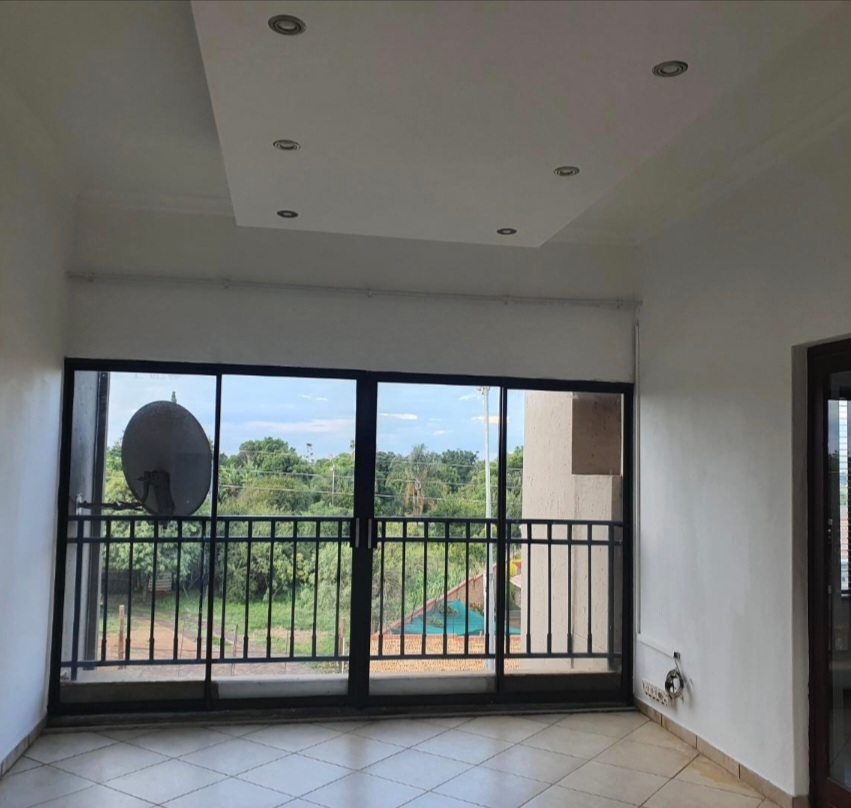 To Let 2 Bedroom Property for Rent in Diswilmar A H Gauteng