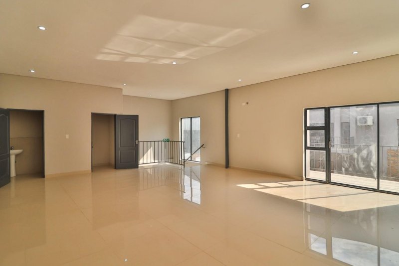 To Let commercial Property for Rent in Roodepoort Central Gauteng
