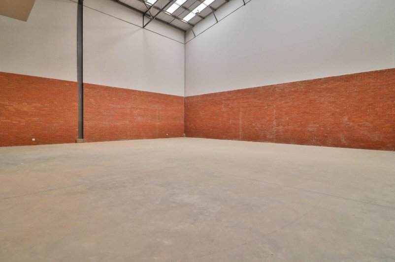 To Let commercial Property for Rent in Roodepoort Central Gauteng