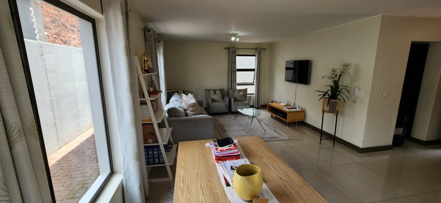 3 Bedroom Property for Sale in Edenvale Central Gauteng