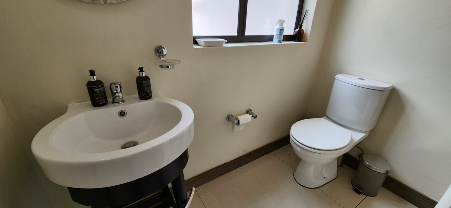 3 Bedroom Property for Sale in Edenvale Central Gauteng