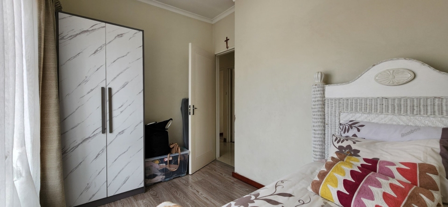 3 Bedroom Property for Sale in Edenvale Central Gauteng