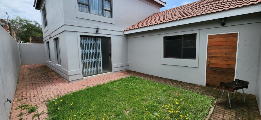 3 Bedroom Property for Sale in Edenvale Central Gauteng