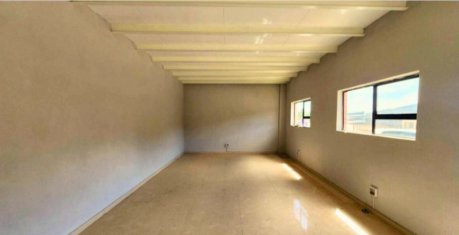 To Let commercial Property for Rent in Roodepoort Central Gauteng