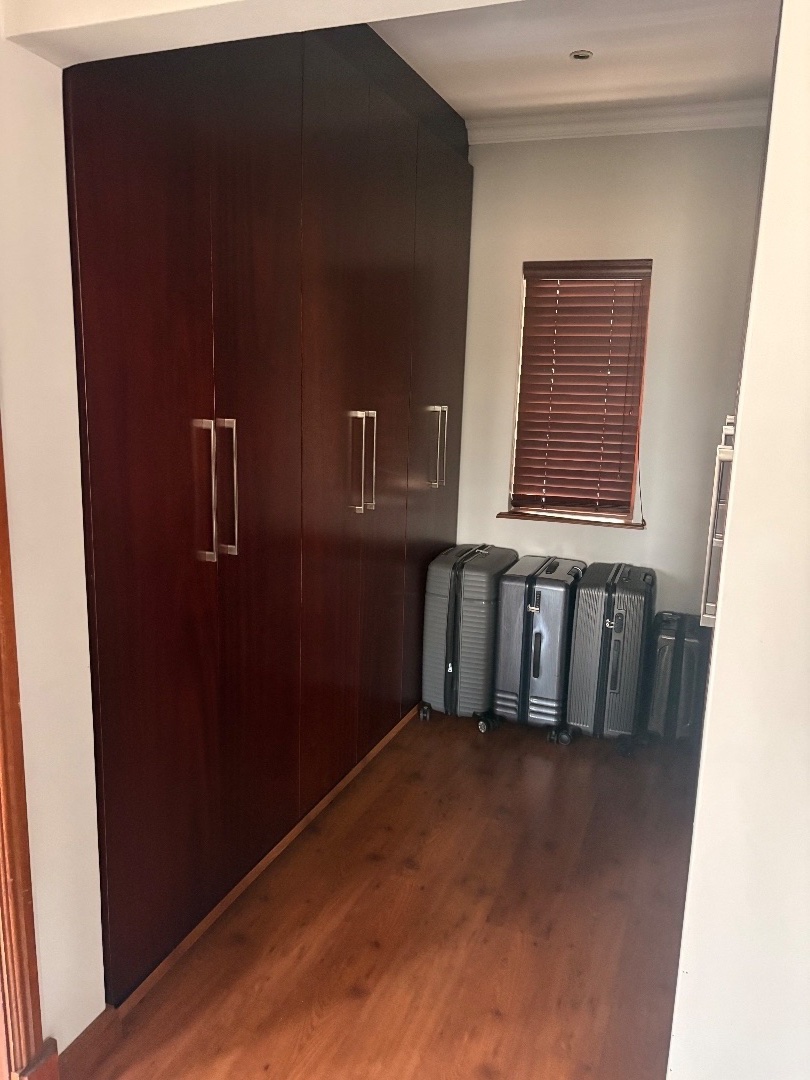 To Let 4 Bedroom Property for Rent in Lakefield Gauteng