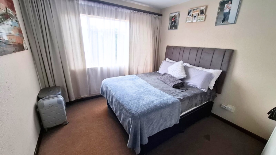 2 Bedroom Property for Sale in Primrose Hill Gauteng