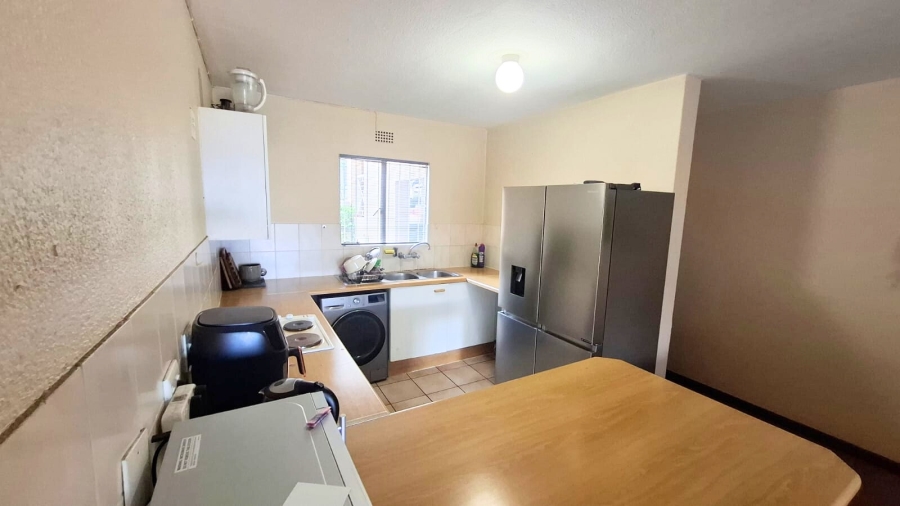 2 Bedroom Property for Sale in Primrose Hill Gauteng