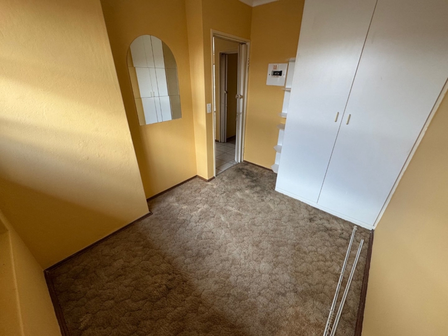 2 Bedroom Property for Sale in Glen Marais Gauteng