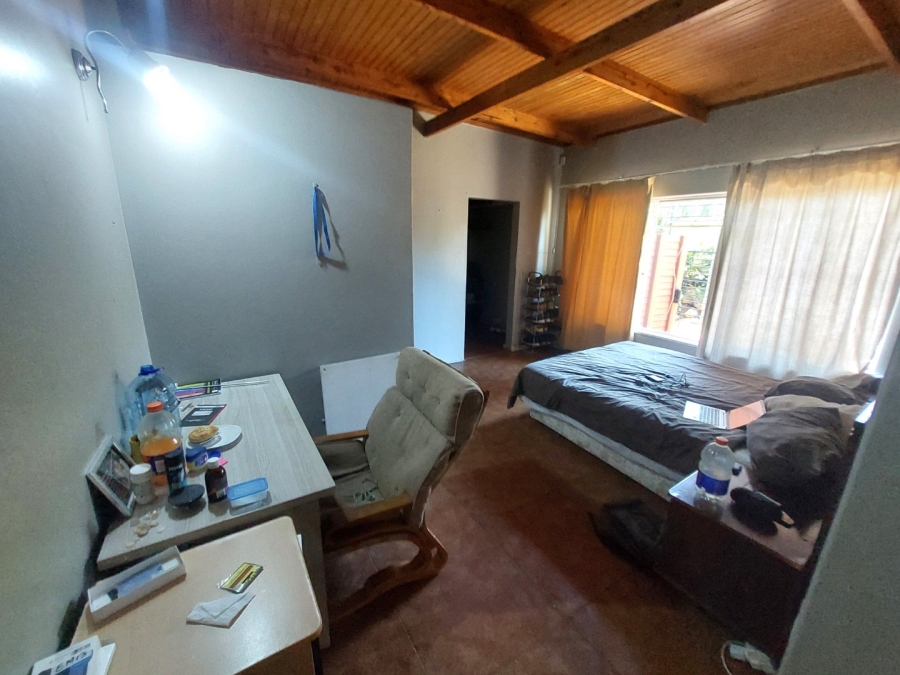 11 Bedroom Property for Sale in Clubview Gauteng