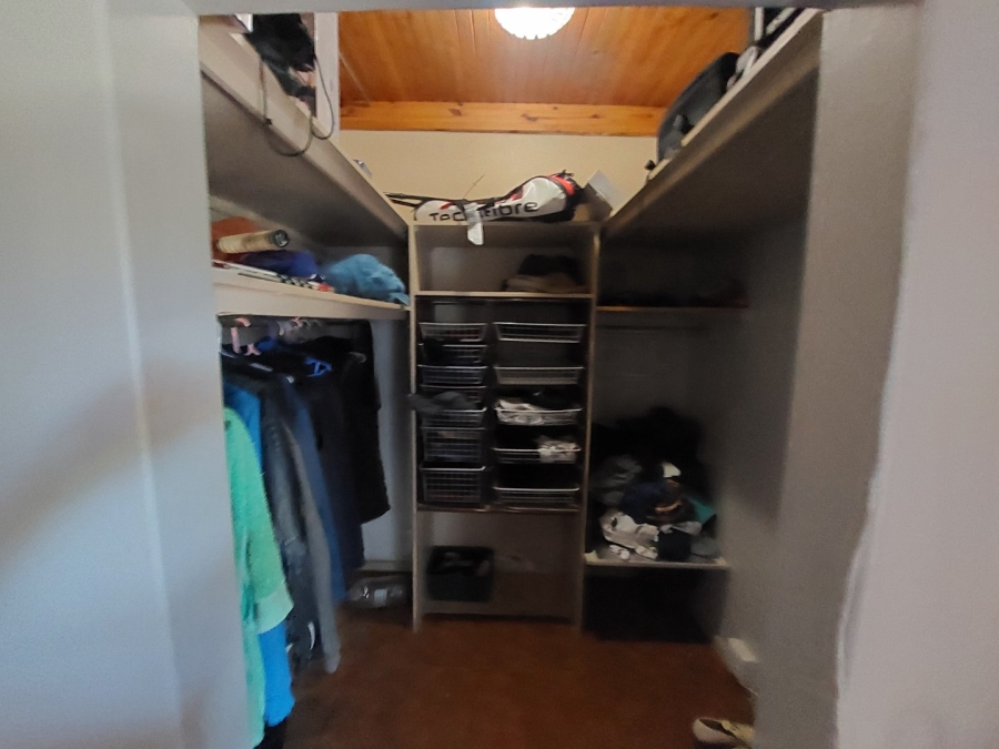 11 Bedroom Property for Sale in Clubview Gauteng