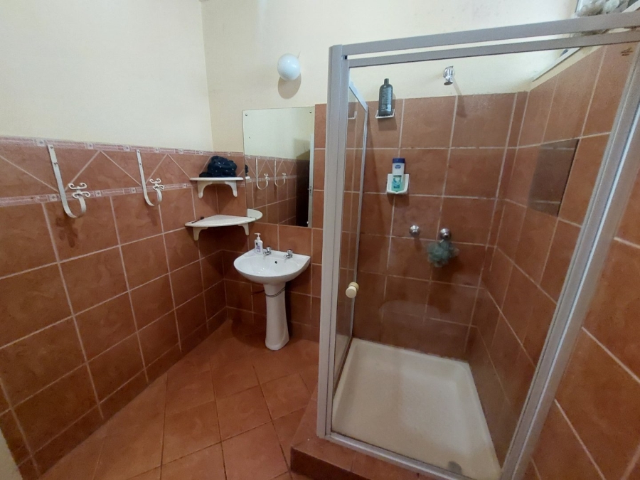 11 Bedroom Property for Sale in Clubview Gauteng