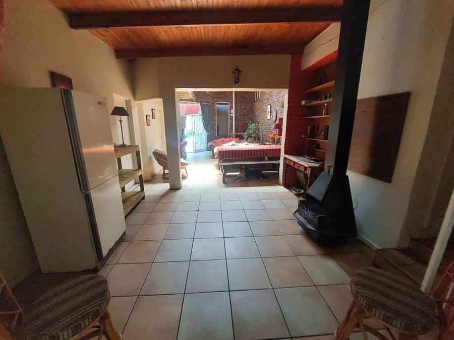 11 Bedroom Property for Sale in Clubview Gauteng