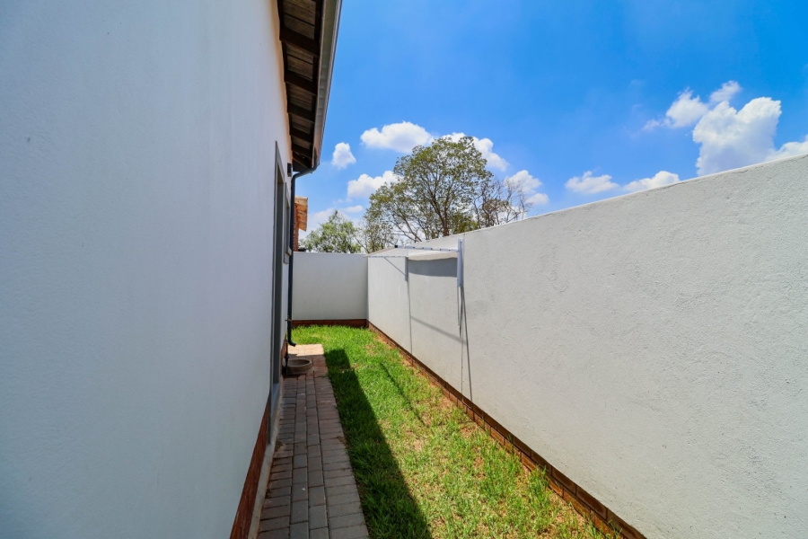 To Let 3 Bedroom Property for Rent in Rietvalleirand Gauteng