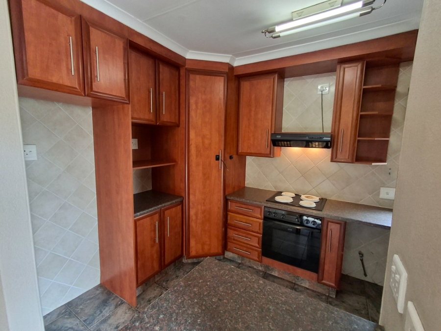 3 Bedroom Property for Sale in Vanderbijlpark SE 2 Gauteng