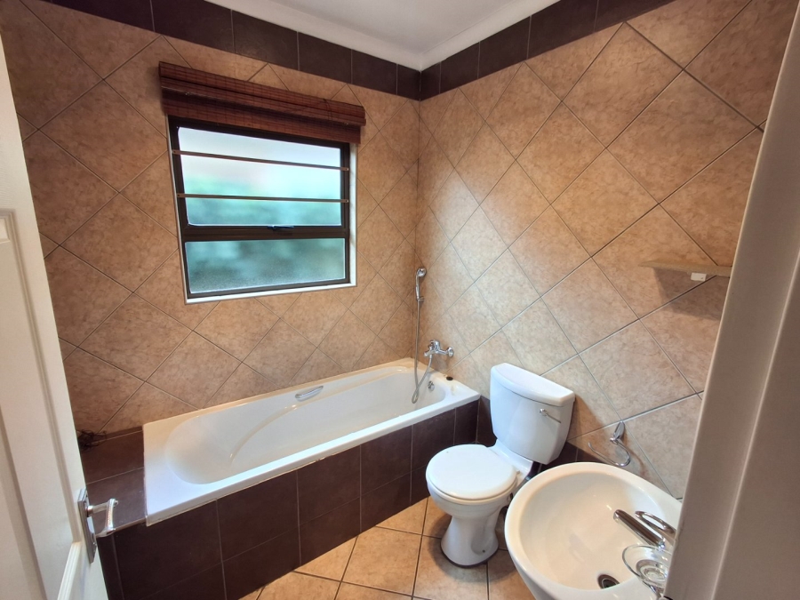 3 Bedroom Property for Sale in Vanderbijlpark SE 2 Gauteng