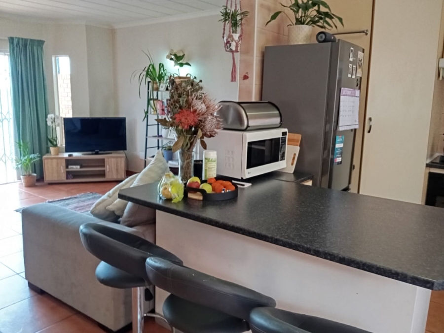 To Let 3 Bedroom Property for Rent in Murrayfield Gauteng