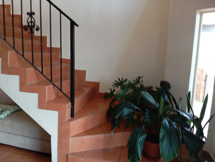 To Let 3 Bedroom Property for Rent in Murrayfield Gauteng