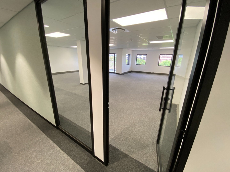 To Let commercial Property for Rent in Die Hoewes Gauteng