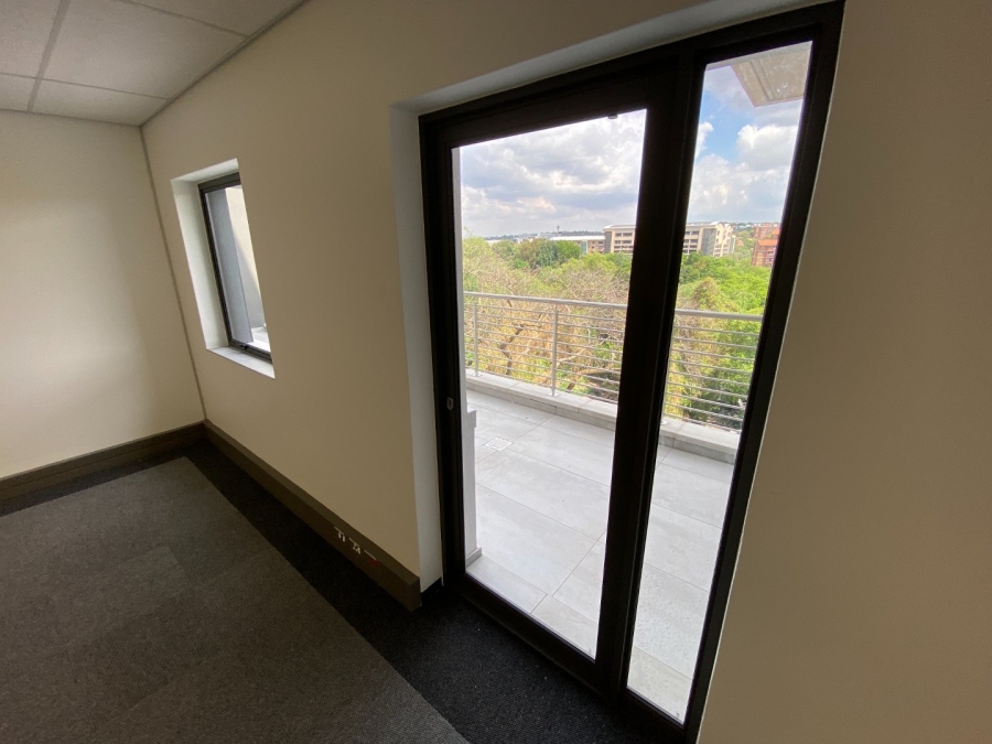 To Let commercial Property for Rent in Die Hoewes Gauteng