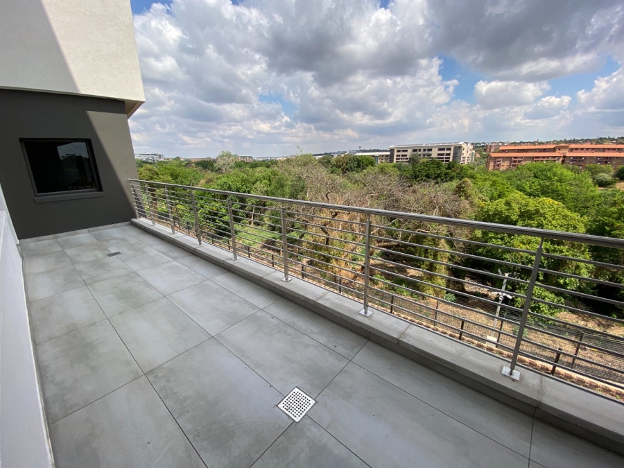 To Let commercial Property for Rent in Die Hoewes Gauteng