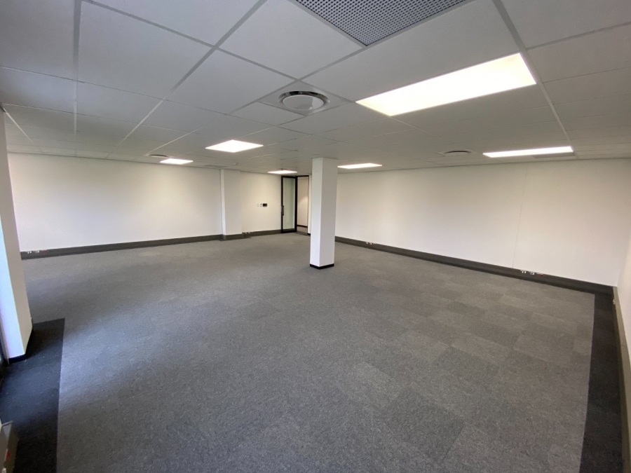 To Let commercial Property for Rent in Die Hoewes Gauteng