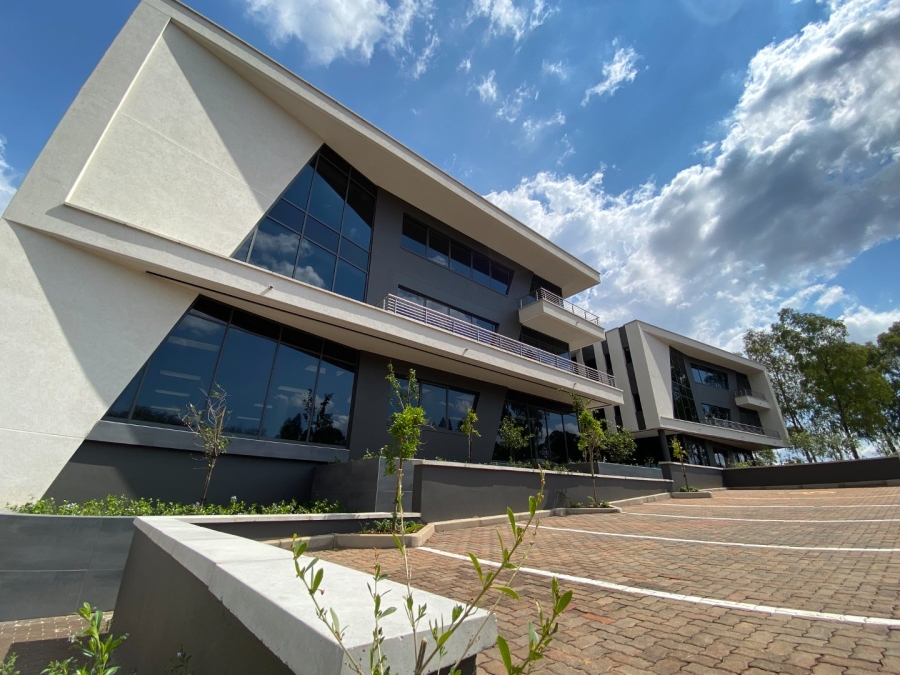 To Let commercial Property for Rent in Die Hoewes Gauteng
