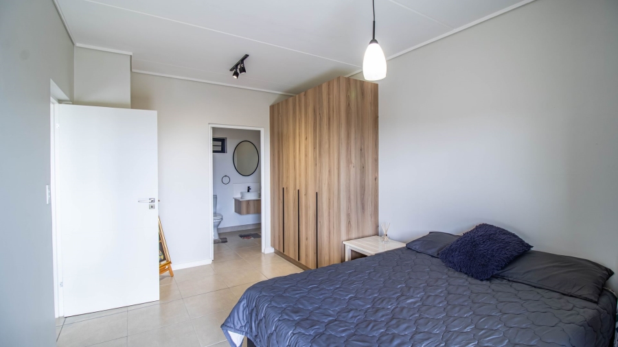 2 Bedroom Property for Sale in Aspen Hills Gauteng