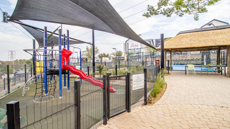 2 Bedroom Property for Sale in Aspen Hills Gauteng