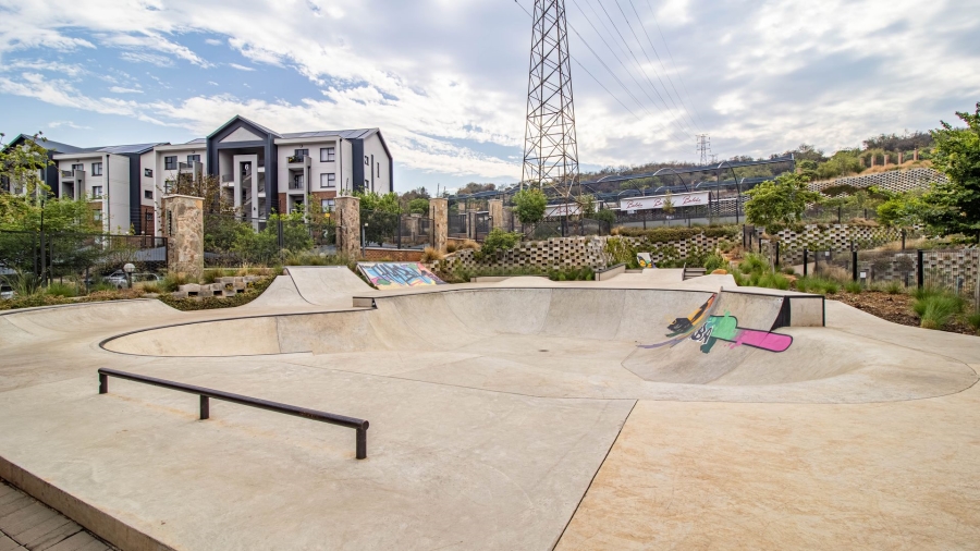 2 Bedroom Property for Sale in Aspen Hills Gauteng